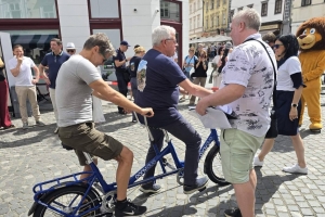 Tandem nasmehov